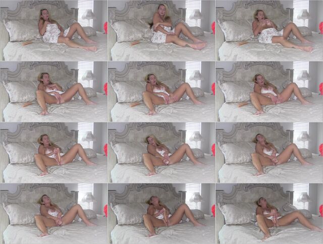 Spying on Mommy Masturbating 1080p Preview