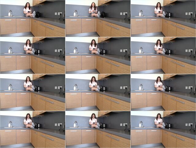 lola-rae-uk-bratty-daughter-ignores-you Preview