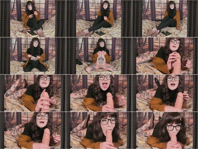 infinity0whore-smoking-70s-mum-helps-you-jack-off Preview